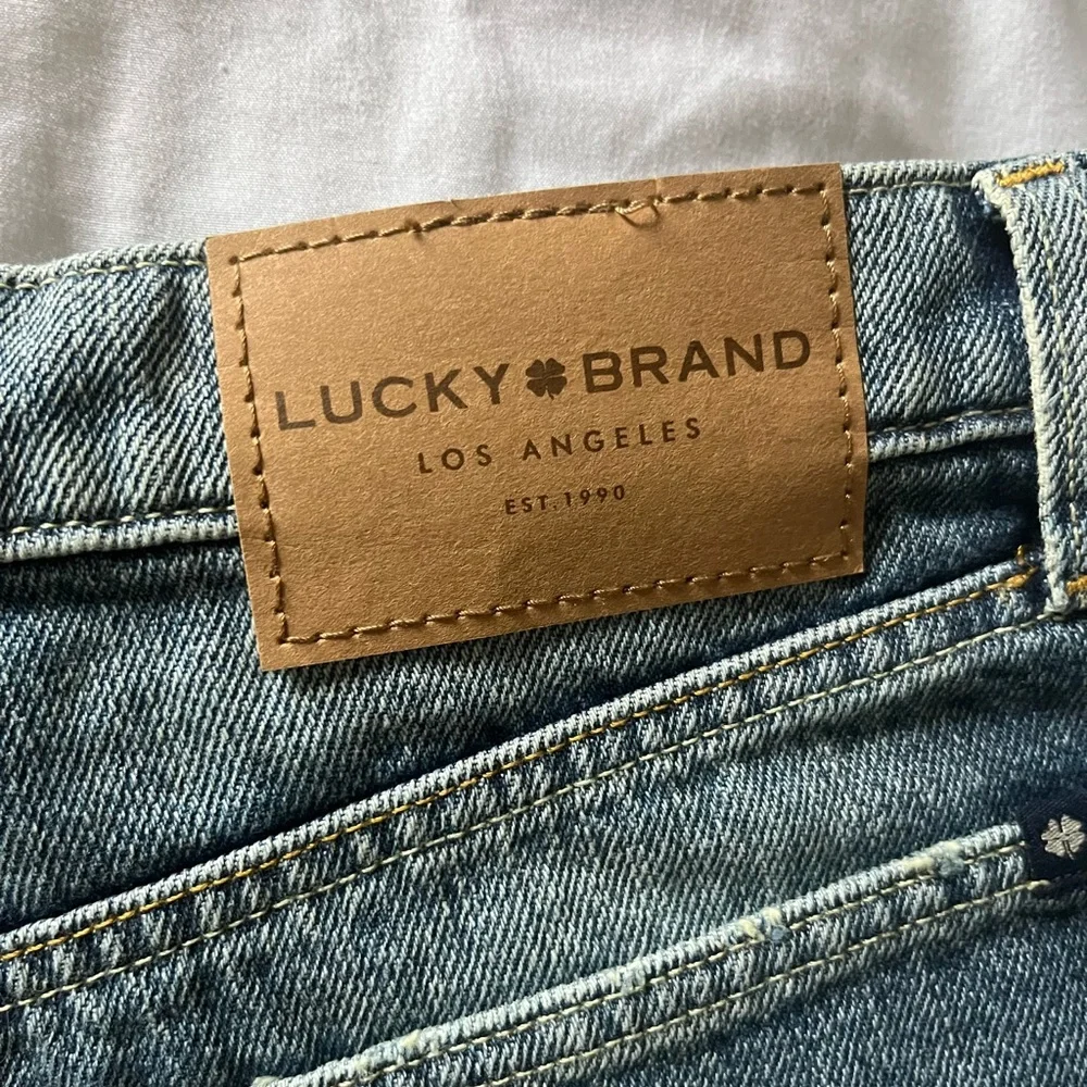 NWT Lucky Brand short - Picture 4 of 5